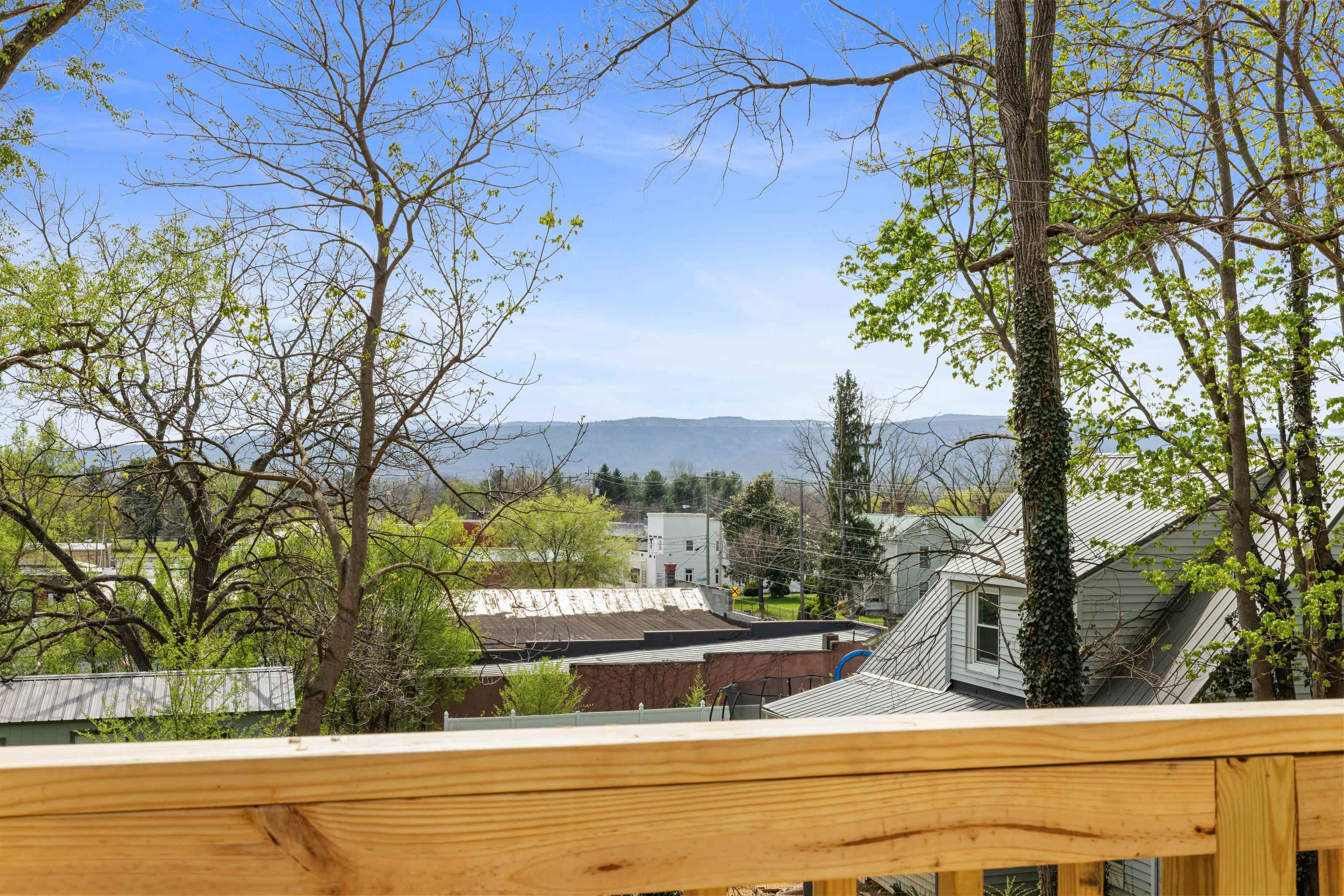 7 WEST HIGH ST, STUARTS DRAFT, Virginia 24477, 3 Bedrooms Bedrooms, ,2 BathroomsBathrooms,Residential,7 WEST HIGH ST,676243 MLS # 676243