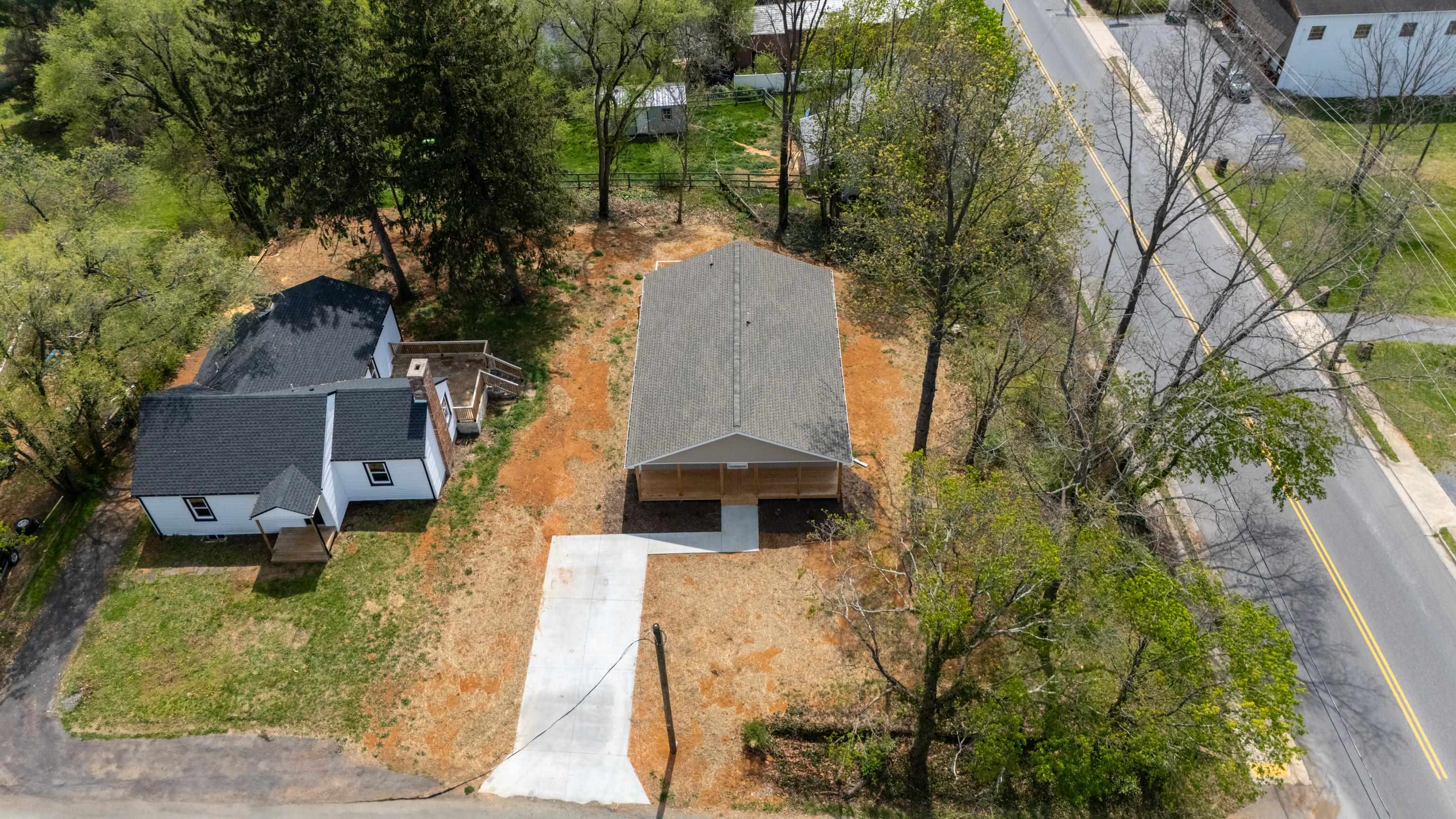 7 WEST HIGH ST, STUARTS DRAFT, Virginia 24477, 3 Bedrooms Bedrooms, ,2 BathroomsBathrooms,Residential,7 WEST HIGH ST,676243 MLS # 676243