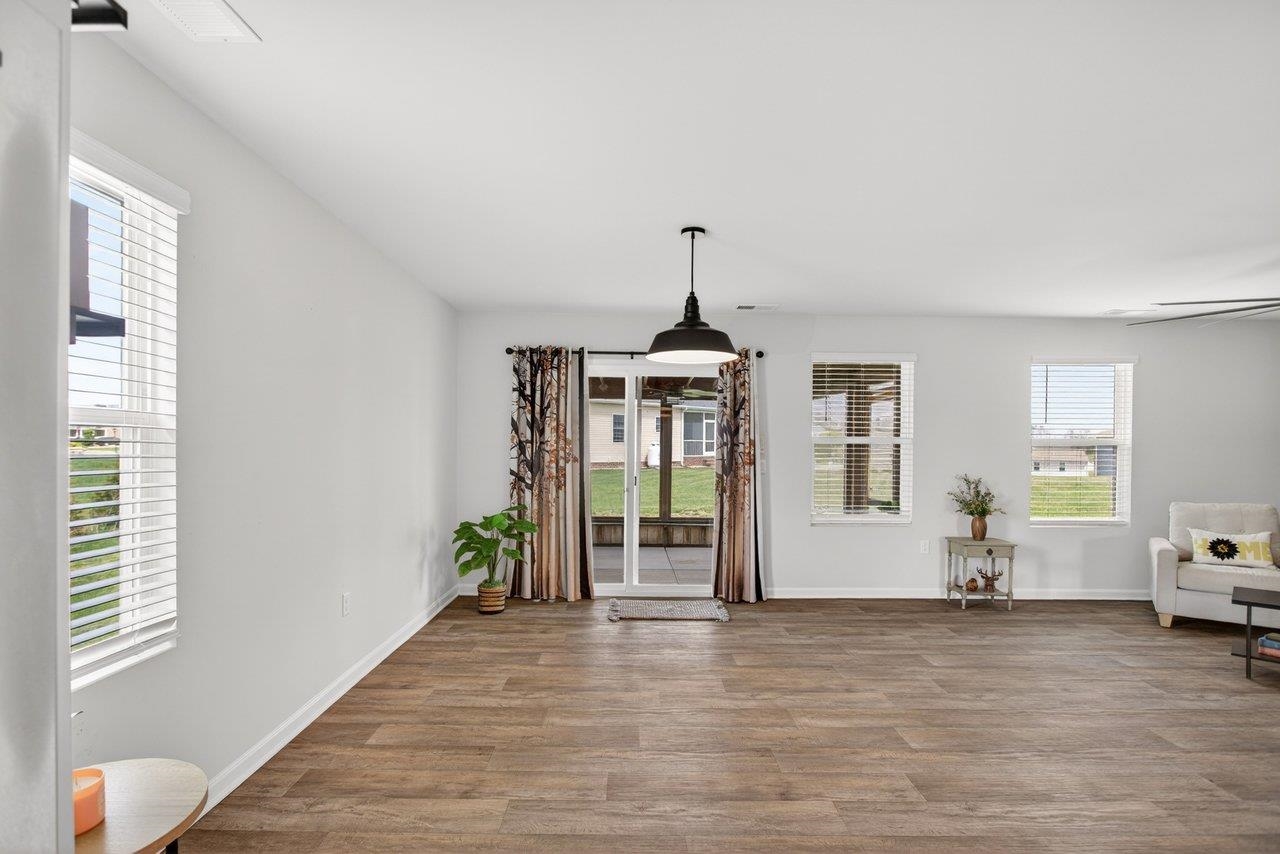 345 MESA CT, BROADWAY, Virginia 22815, 4 Bedrooms Bedrooms, ,2 BathroomsBathrooms,Residential,345 MESA CT,676245 MLS # 676245