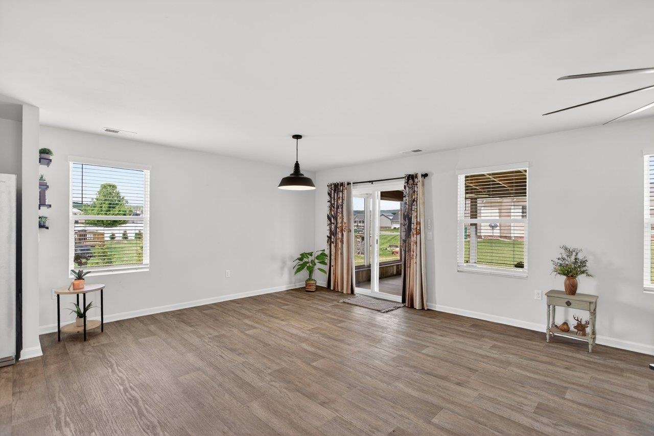 345 MESA CT, BROADWAY, Virginia 22815, 4 Bedrooms Bedrooms, ,2 BathroomsBathrooms,Residential,345 MESA CT,676245 MLS # 676245