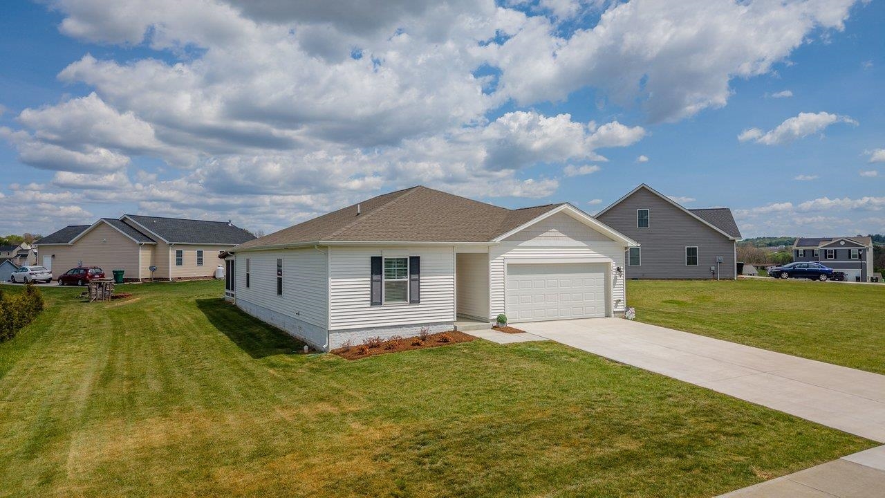 345 MESA CT, BROADWAY, Virginia 22815, 4 Bedrooms Bedrooms, ,2 BathroomsBathrooms,Residential,345 MESA CT,676245 MLS # 676245