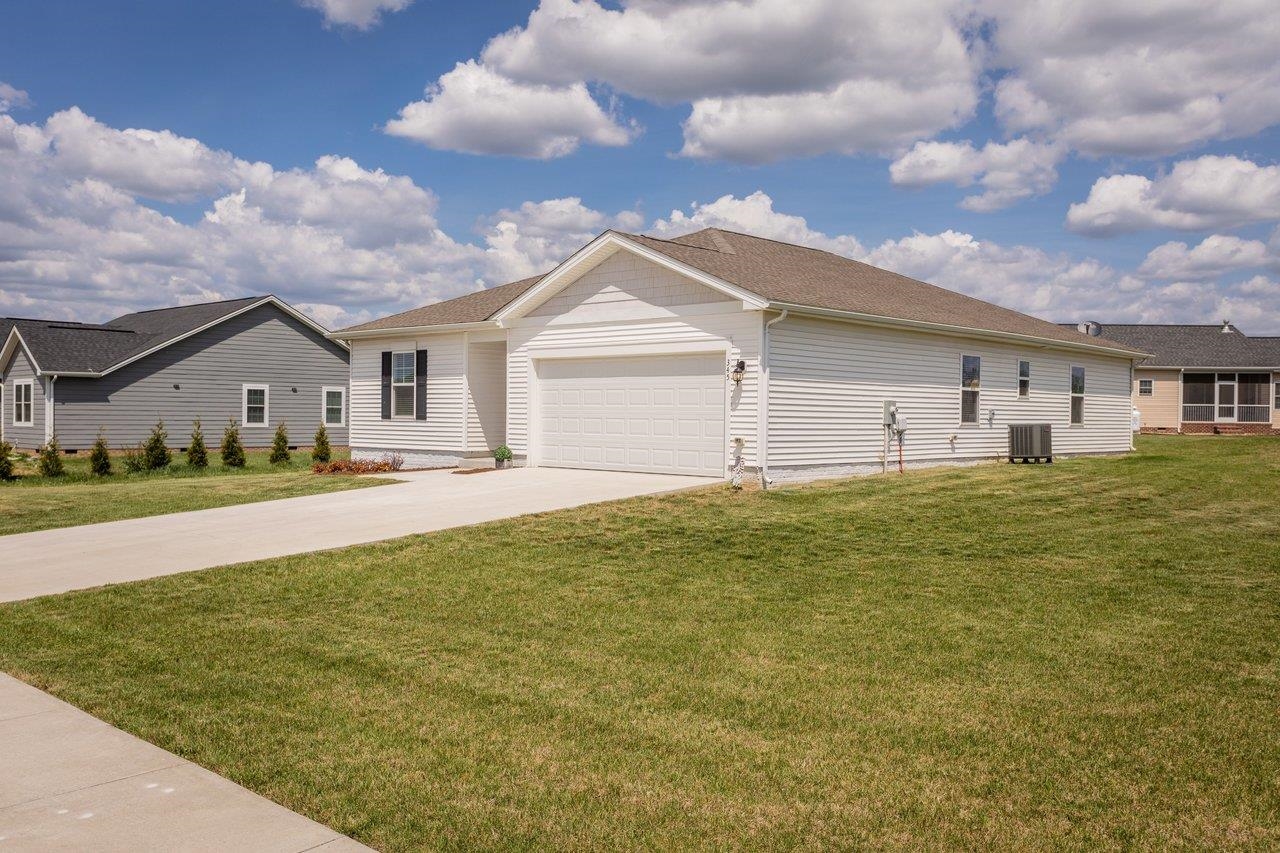 345 MESA CT, BROADWAY, Virginia 22815, 4 Bedrooms Bedrooms, ,2 BathroomsBathrooms,Residential,345 MESA CT,676245 MLS # 676245