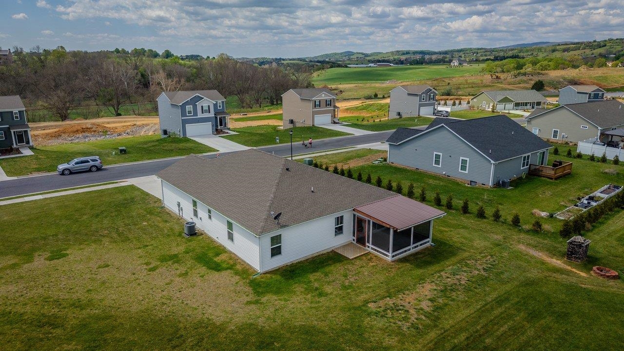 345 MESA CT, BROADWAY, Virginia 22815, 4 Bedrooms Bedrooms, ,2 BathroomsBathrooms,Residential,345 MESA CT,676245 MLS # 676245