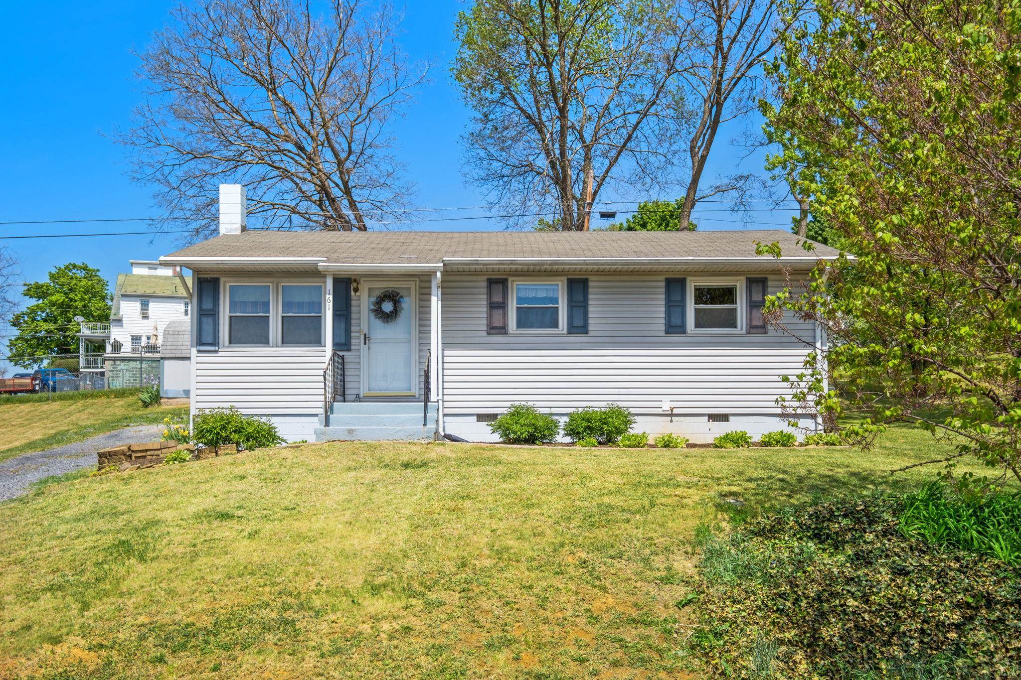 161 E RIVERSIDE DR, TIMBERVILLE, Virginia 22853, 2 Bedrooms Bedrooms, ,1 BathroomBathrooms,Residential,161 E RIVERSIDE DR,676247 MLS # 676247