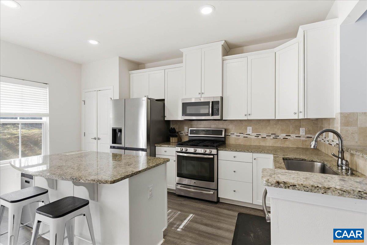 2054 BETHPAGE CT, CHARLOTTESVILLE, Virginia 22901, 3 Bedrooms Bedrooms, ,2 BathroomsBathrooms,Residential,2054 BETHPAGE CT,676248 MLS # 676248