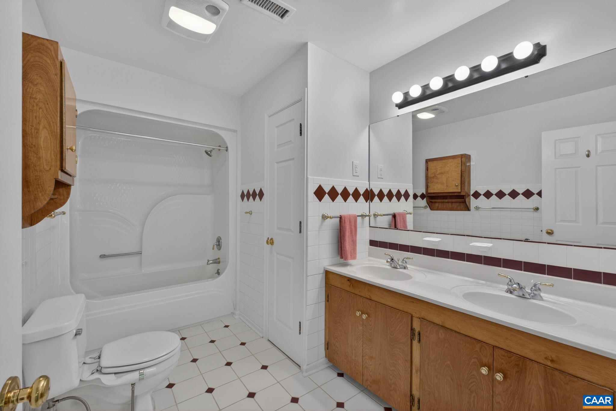 1250 TEMPLETON CIR, EARLYSVILLE, Virginia 22936, 6 Bedrooms Bedrooms, ,4 BathroomsBathrooms,Residential,1250 TEMPLETON CIR,676249 MLS # 676249