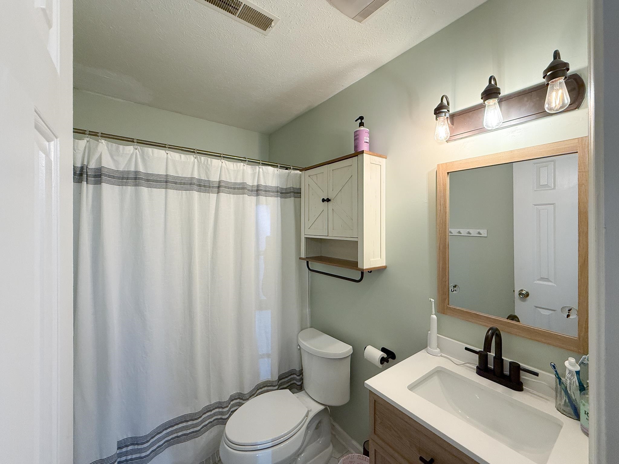 42 CANTON LN, STUARTS DRAFT, Virginia 24477, 4 Bedrooms Bedrooms, ,2 BathroomsBathrooms,Residential,42 CANTON LN,676250 MLS # 676250