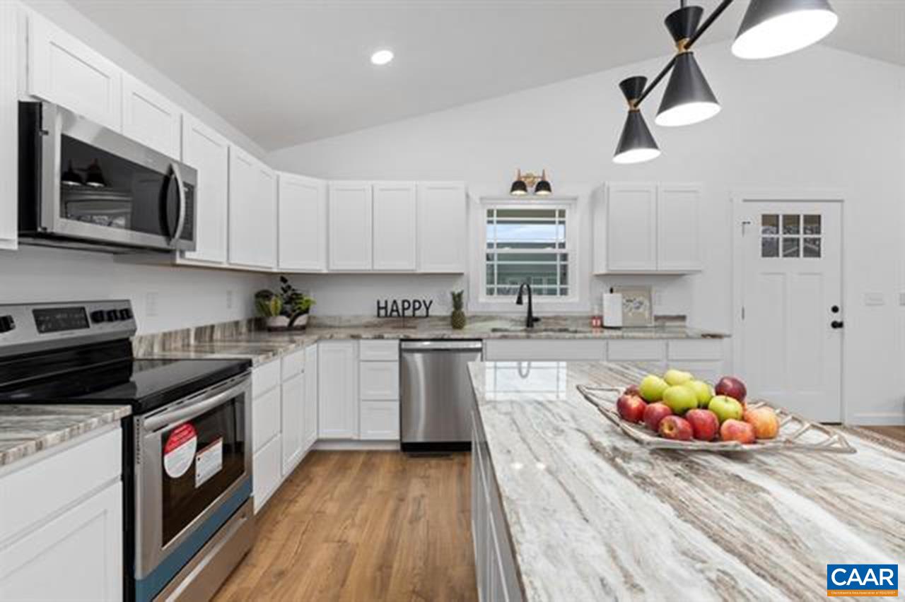 1015 GARDNER ST, WAYNESBORO, Virginia 22980, 3 Bedrooms Bedrooms, ,2 BathroomsBathrooms,Residential,1015 GARDNER ST,676251 MLS # 676251