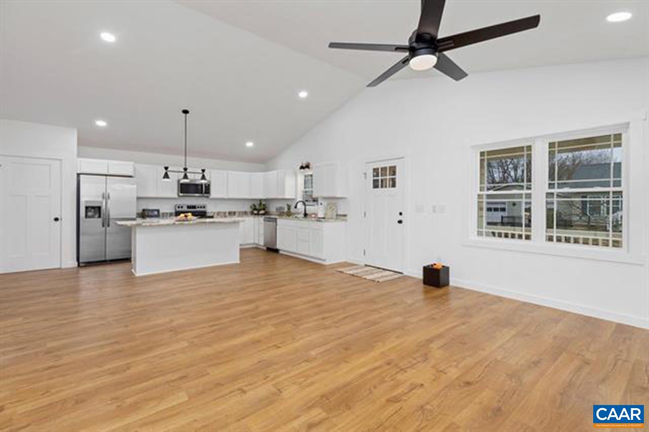 1015 GARDNER ST, WAYNESBORO, Virginia 22980, 3 Bedrooms Bedrooms, ,2 BathroomsBathrooms,Residential,1015 GARDNER ST,676251 MLS # 676251