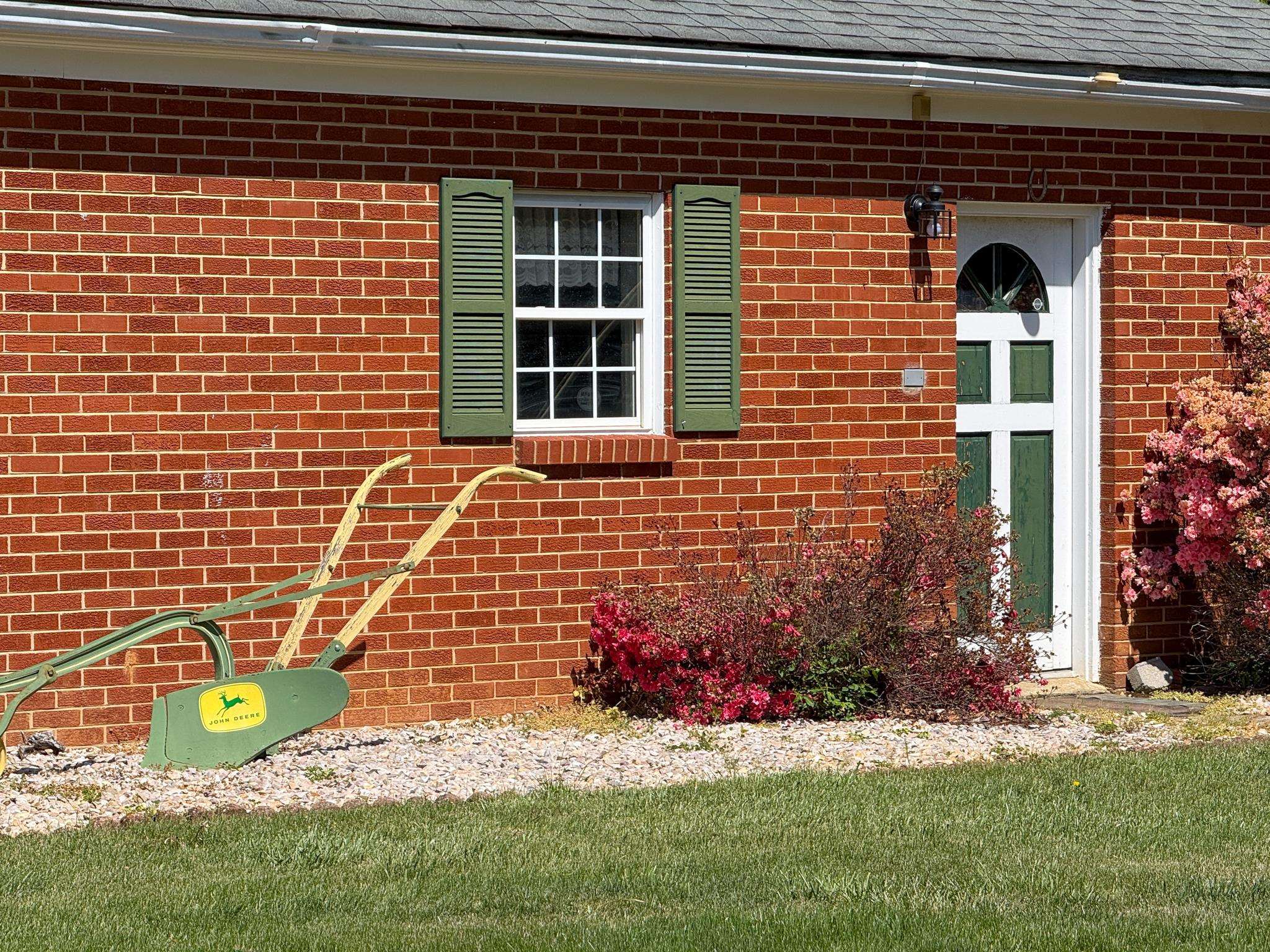 134 GREENVILLE SCHOOL RD, GREENVILLE, Virginia 24440, 3 Bedrooms Bedrooms, ,2 BathroomsBathrooms,Residential,134 GREENVILLE SCHOOL RD,676252 MLS # 676252