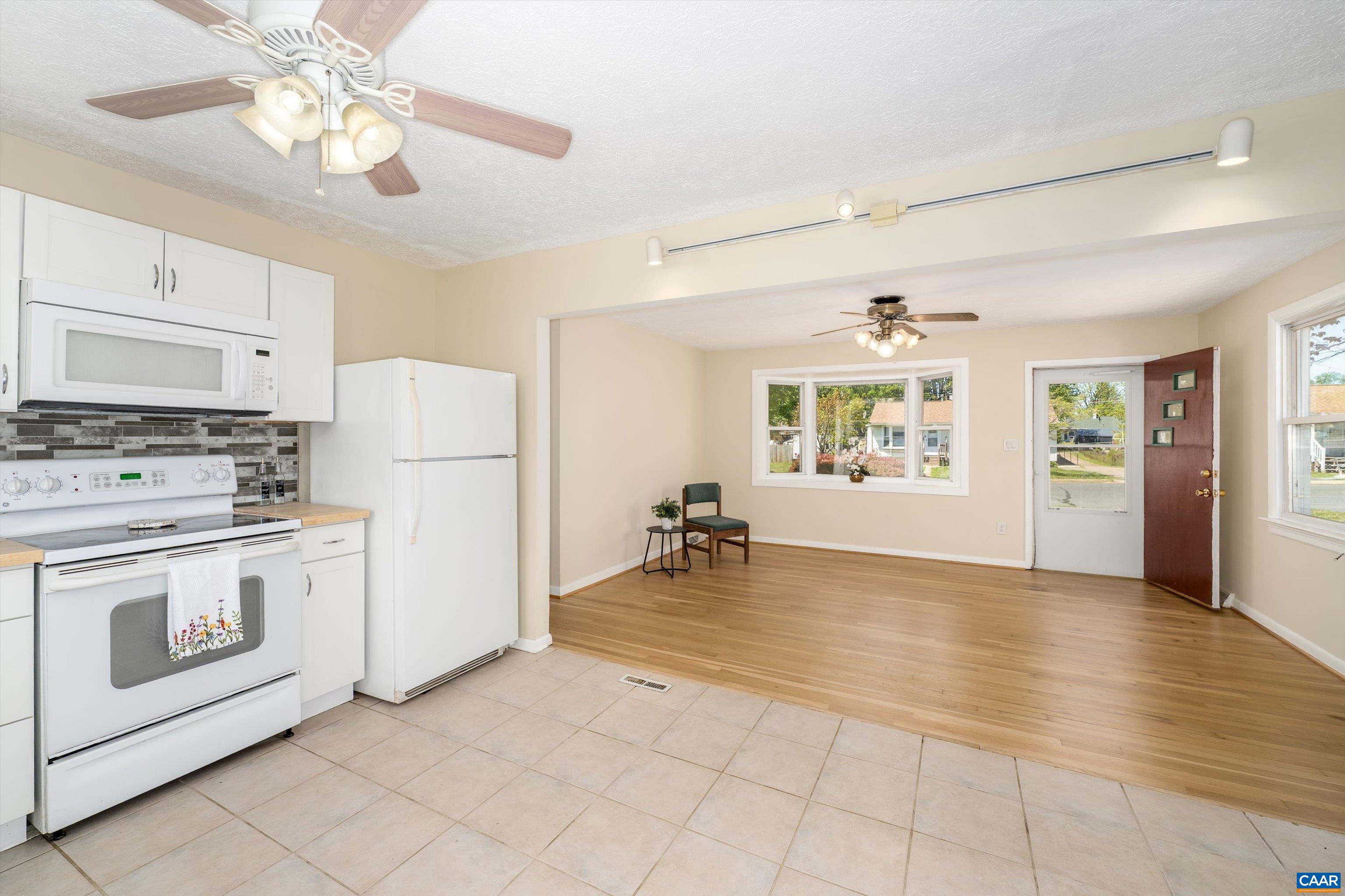 124 JAMES AVE, WAYNESBORO, Virginia 22980, 3 Bedrooms Bedrooms, ,1 BathroomBathrooms,Residential,124 JAMES AVE,676253 MLS # 676253