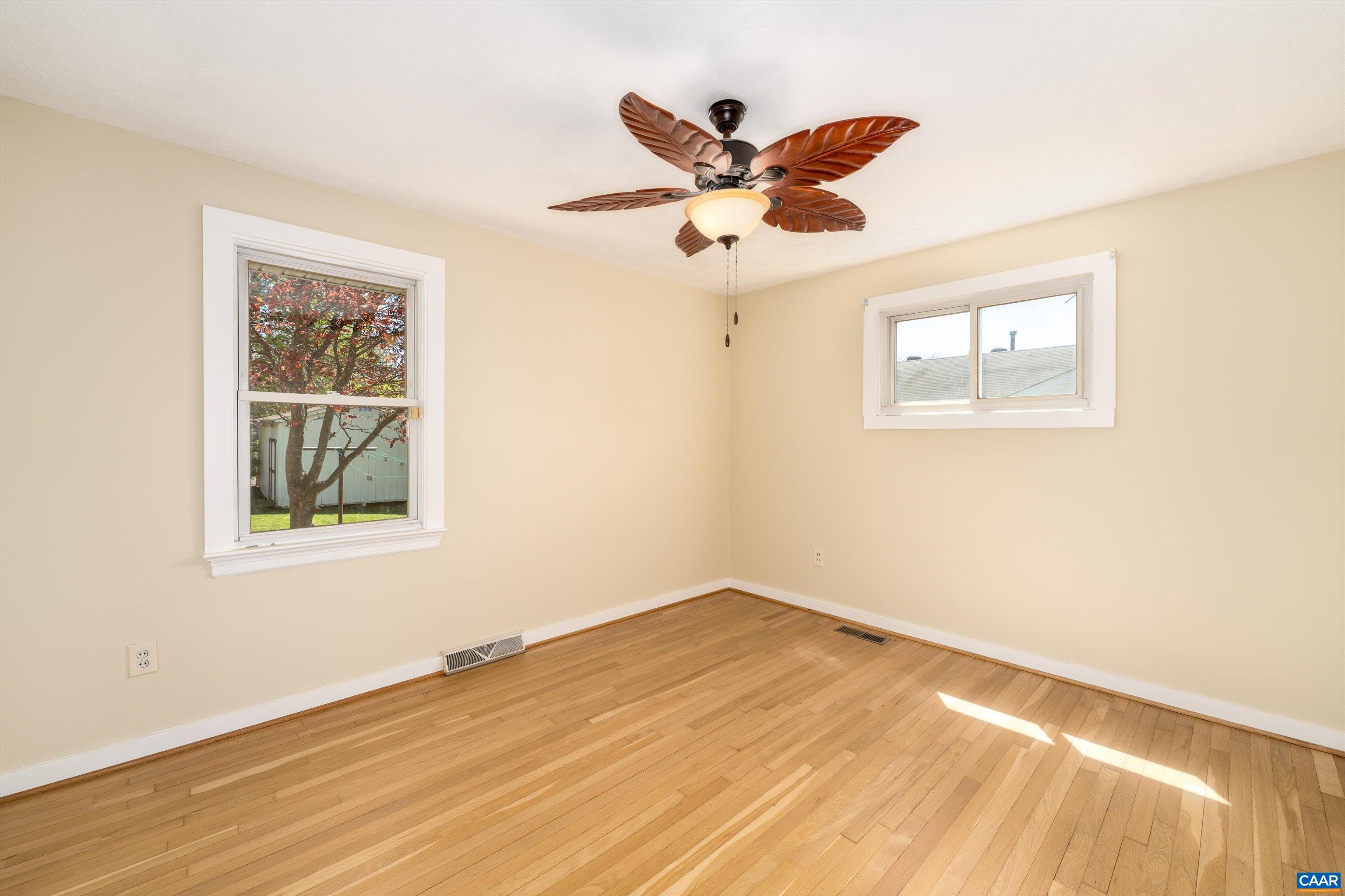 124 JAMES AVE, WAYNESBORO, Virginia 22980, 3 Bedrooms Bedrooms, ,1 BathroomBathrooms,Residential,124 JAMES AVE,676253 MLS # 676253