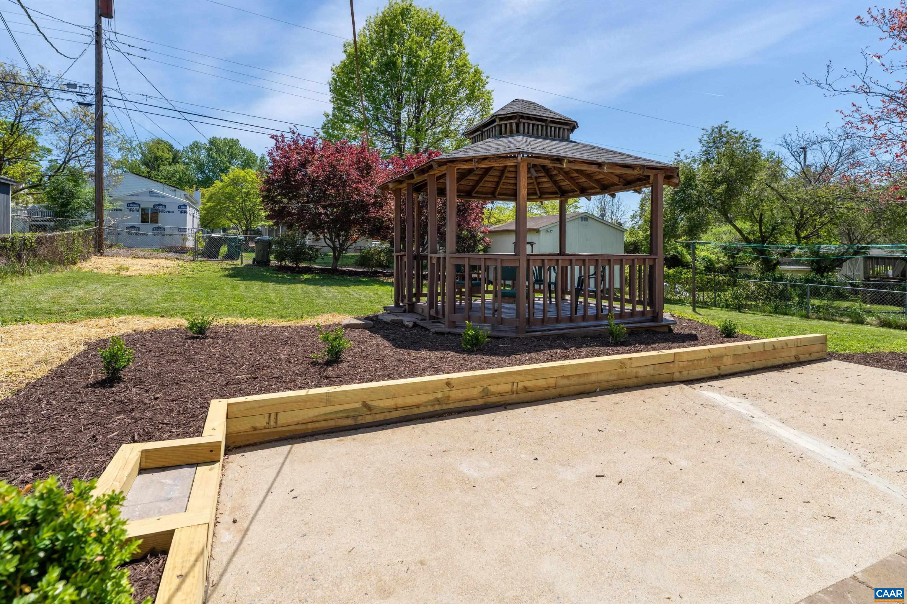 124 JAMES AVE, WAYNESBORO, Virginia 22980, 3 Bedrooms Bedrooms, ,1 BathroomBathrooms,Residential,124 JAMES AVE,676253 MLS # 676253