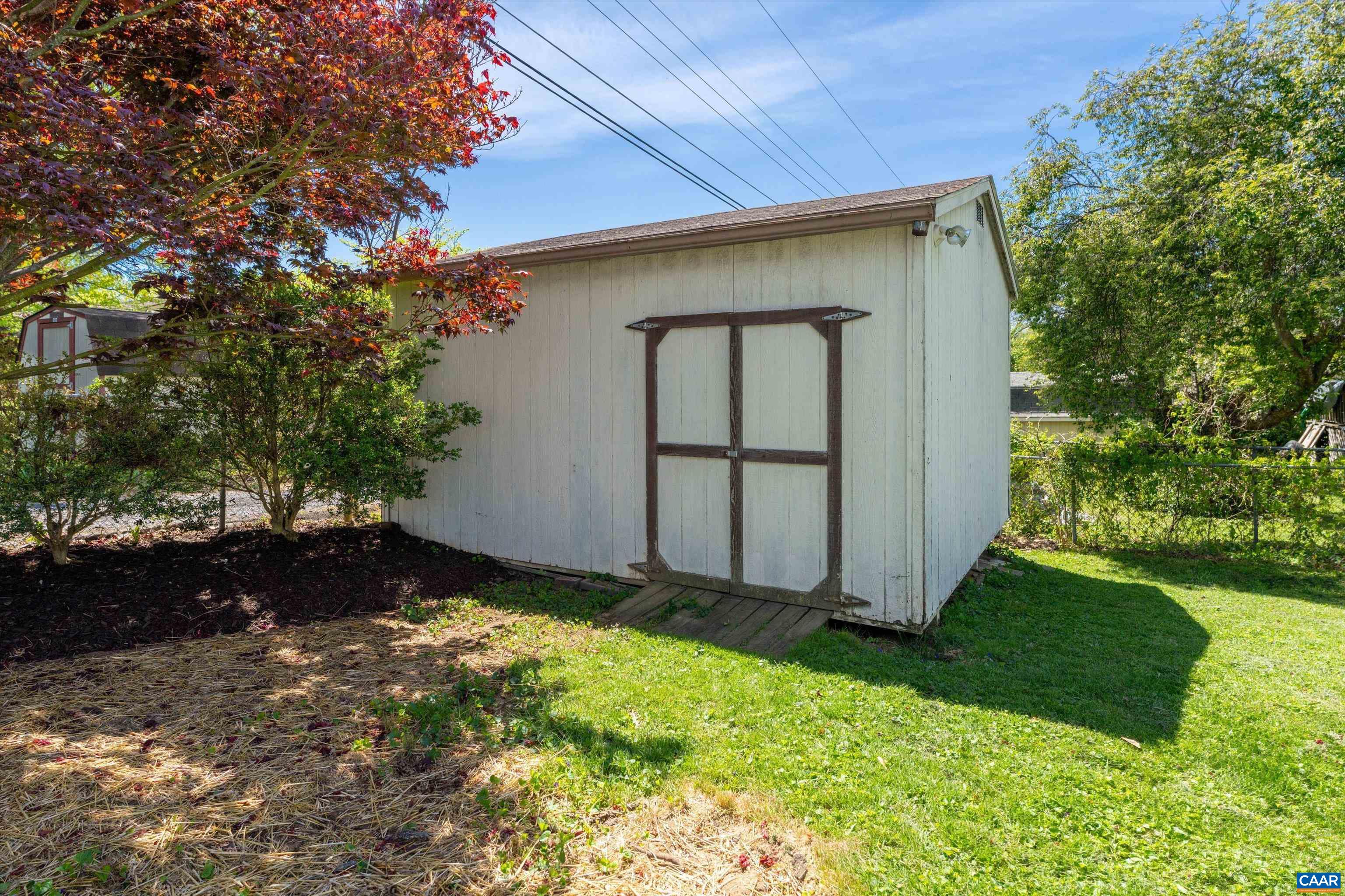 124 JAMES AVE, WAYNESBORO, Virginia 22980, 3 Bedrooms Bedrooms, ,1 BathroomBathrooms,Residential,124 JAMES AVE,676253 MLS # 676253