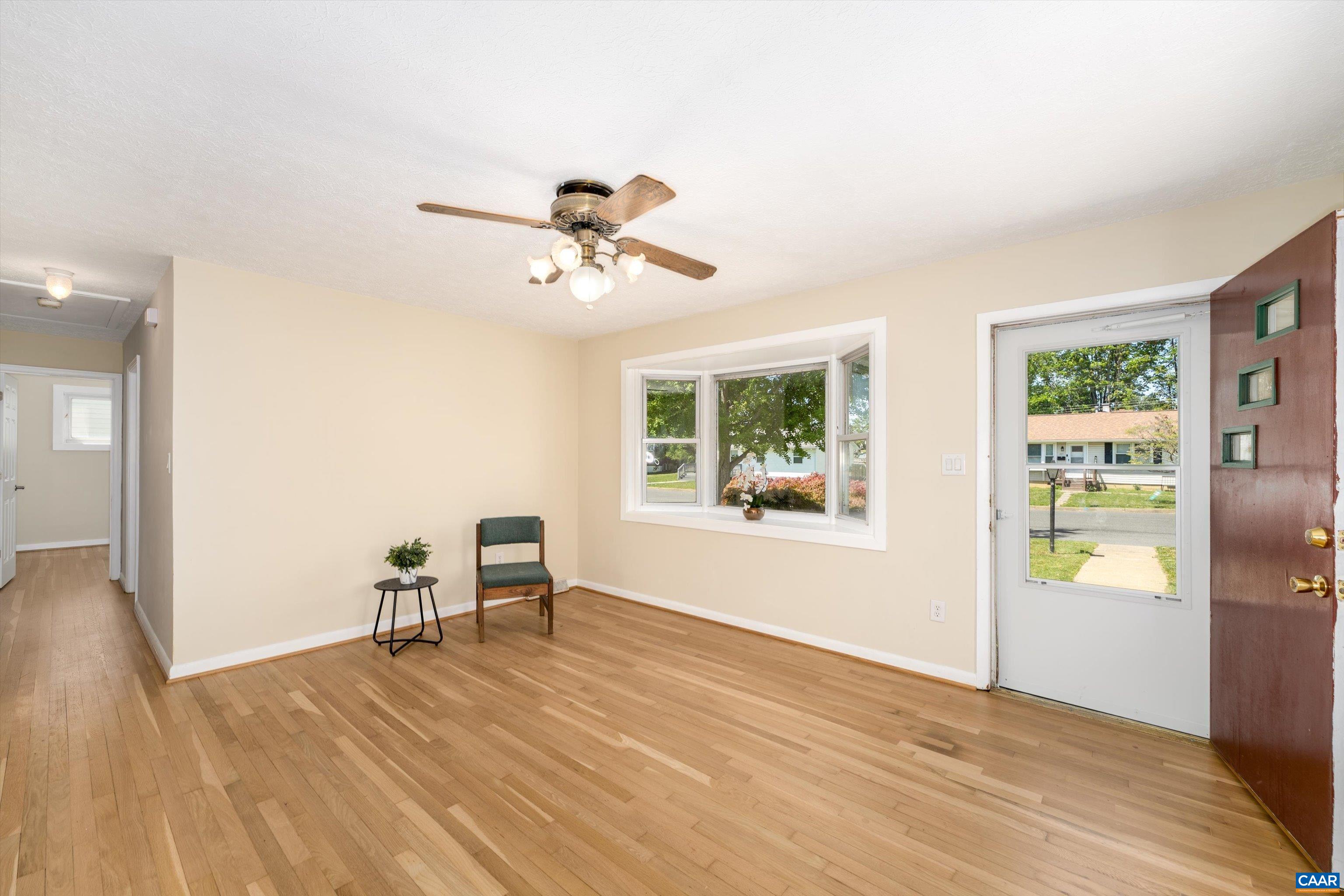 124 JAMES AVE, WAYNESBORO, Virginia 22980, 3 Bedrooms Bedrooms, ,1 BathroomBathrooms,Residential,124 JAMES AVE,676253 MLS # 676253