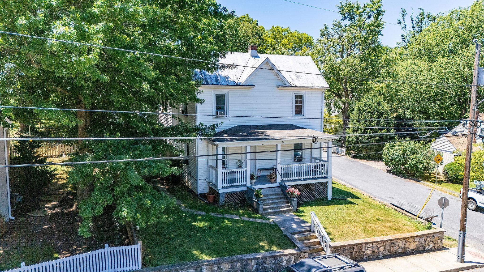 650 ALLEGHANY AVE, STAUNTON, Virginia 24401, ,Residential,650 ALLEGHANY AVE,676259 MLS # 676259