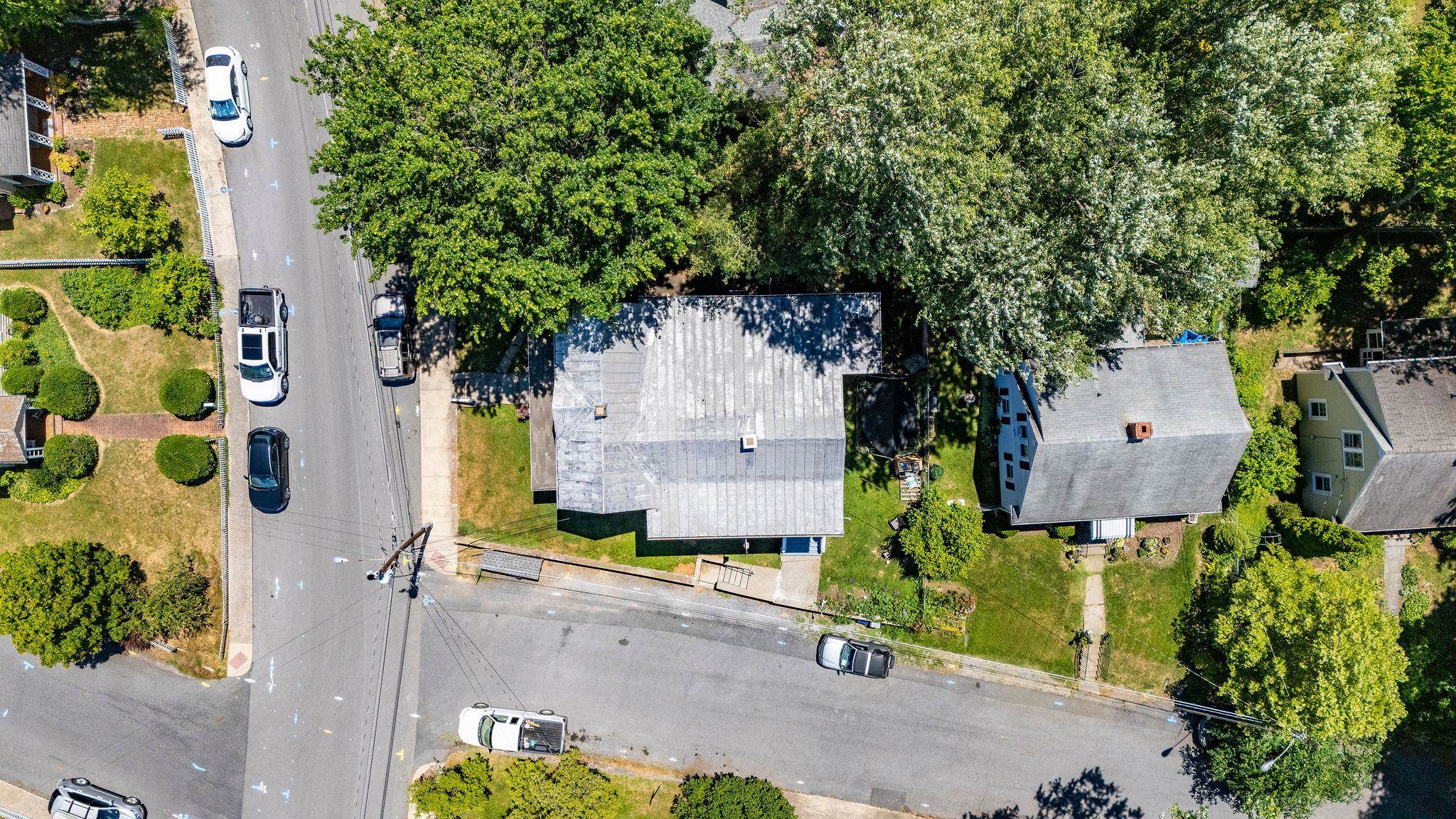 650 ALLEGHANY AVE, STAUNTON, Virginia 24401, ,Residential,650 ALLEGHANY AVE,676259 MLS # 676259