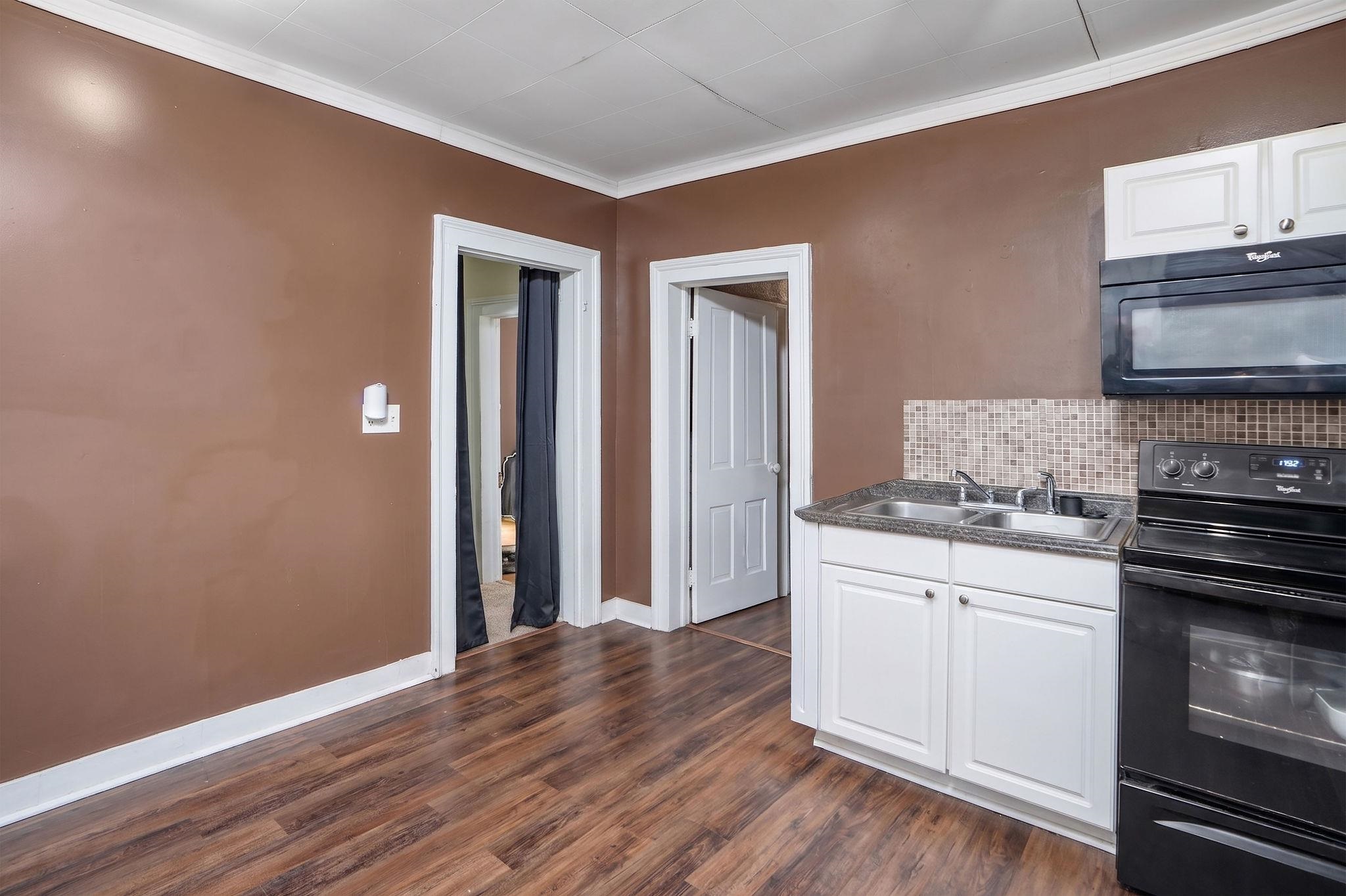 TENANTS PERSONAL PROPERTY DIGITALLY REMOVED FROM PHOTO