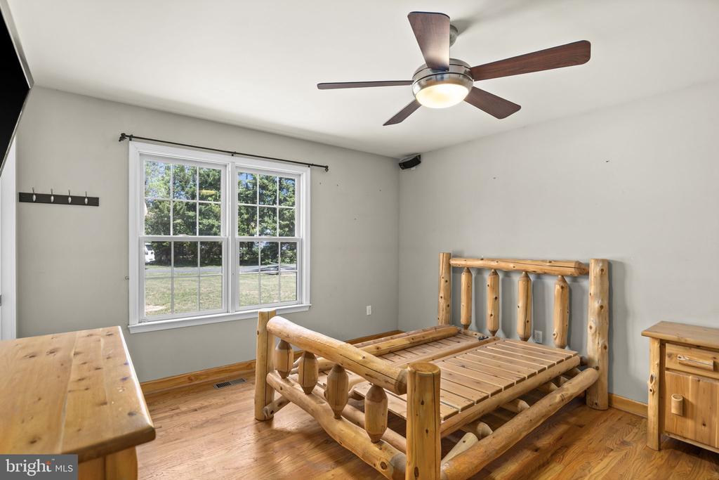 12615 POST OAK RD, SPOTSYLVANIA, Virginia 22551, 3 Bedrooms Bedrooms, ,3 BathroomsBathrooms,Residential,12615 POST OAK RD,VASP2039676 MLS # VASP2039676