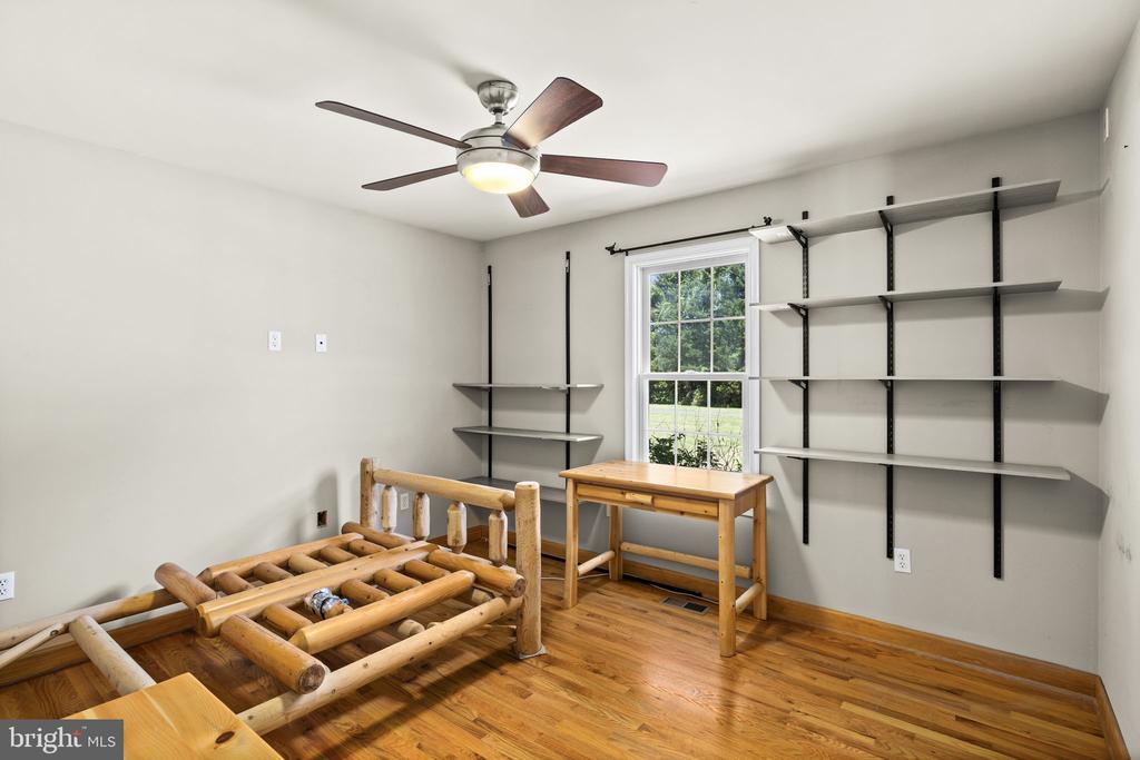 12615 POST OAK RD, SPOTSYLVANIA, Virginia 22551, 3 Bedrooms Bedrooms, ,3 BathroomsBathrooms,Residential,12615 POST OAK RD,VASP2039676 MLS # VASP2039676