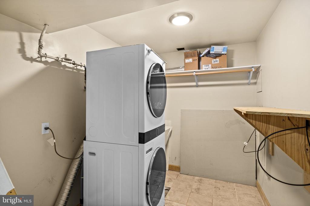 12615 POST OAK RD, SPOTSYLVANIA, Virginia 22551, 3 Bedrooms Bedrooms, ,3 BathroomsBathrooms,Residential,12615 POST OAK RD,VASP2039676 MLS # VASP2039676