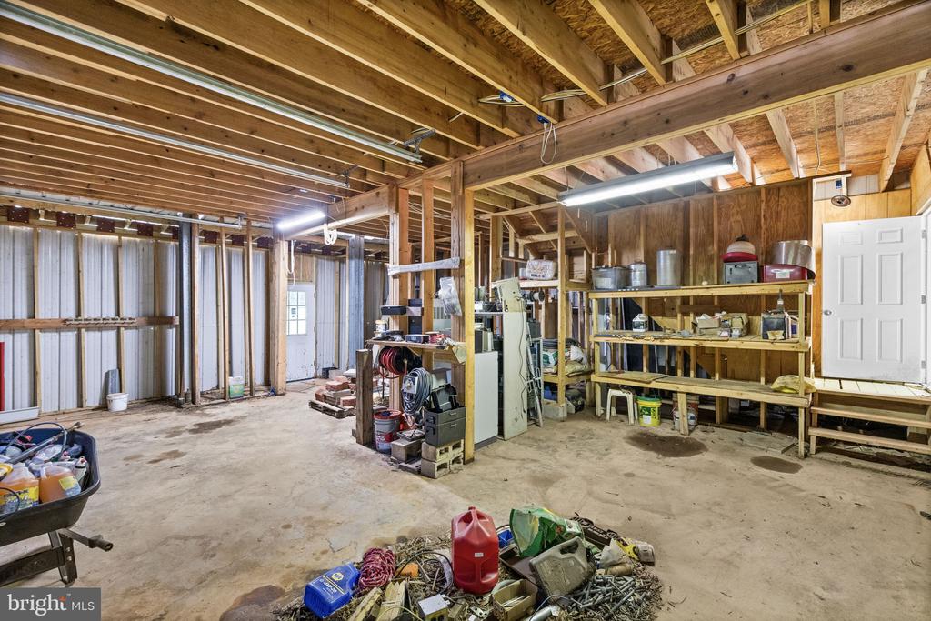 12615 POST OAK RD, SPOTSYLVANIA, Virginia 22551, 3 Bedrooms Bedrooms, ,3 BathroomsBathrooms,Residential,12615 POST OAK RD,VASP2039676 MLS # VASP2039676