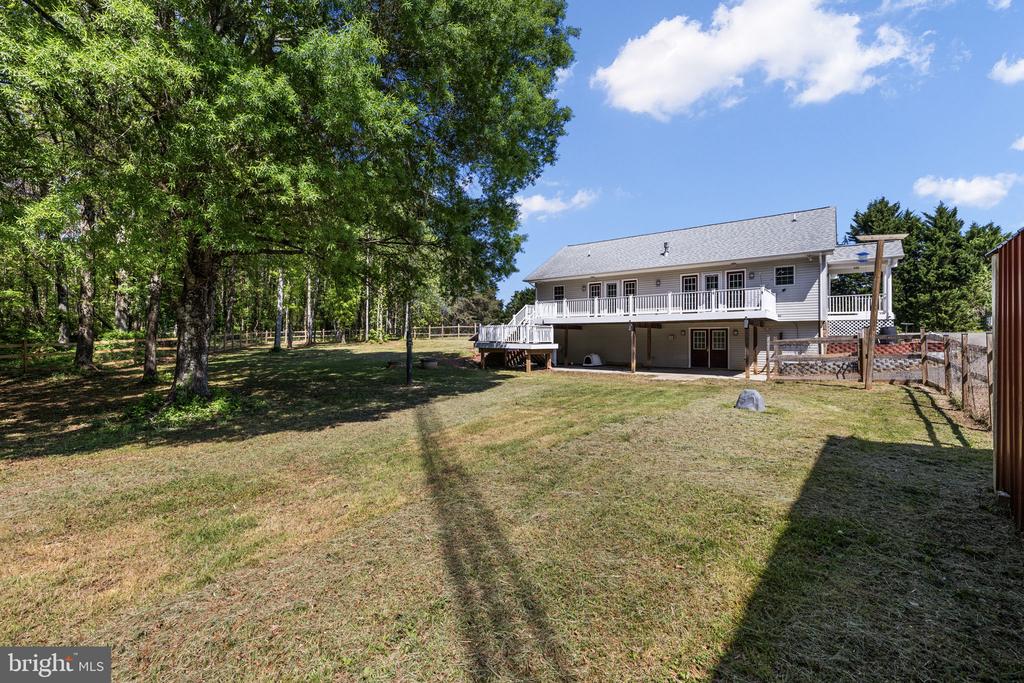 12615 POST OAK RD, SPOTSYLVANIA, Virginia 22551, 3 Bedrooms Bedrooms, ,3 BathroomsBathrooms,Residential,12615 POST OAK RD,VASP2039676 MLS # VASP2039676
