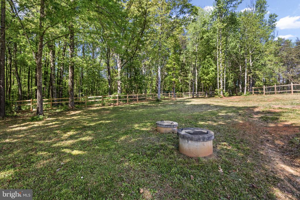 12615 POST OAK RD, SPOTSYLVANIA, Virginia 22551, 3 Bedrooms Bedrooms, ,3 BathroomsBathrooms,Residential,12615 POST OAK RD,VASP2039676 MLS # VASP2039676