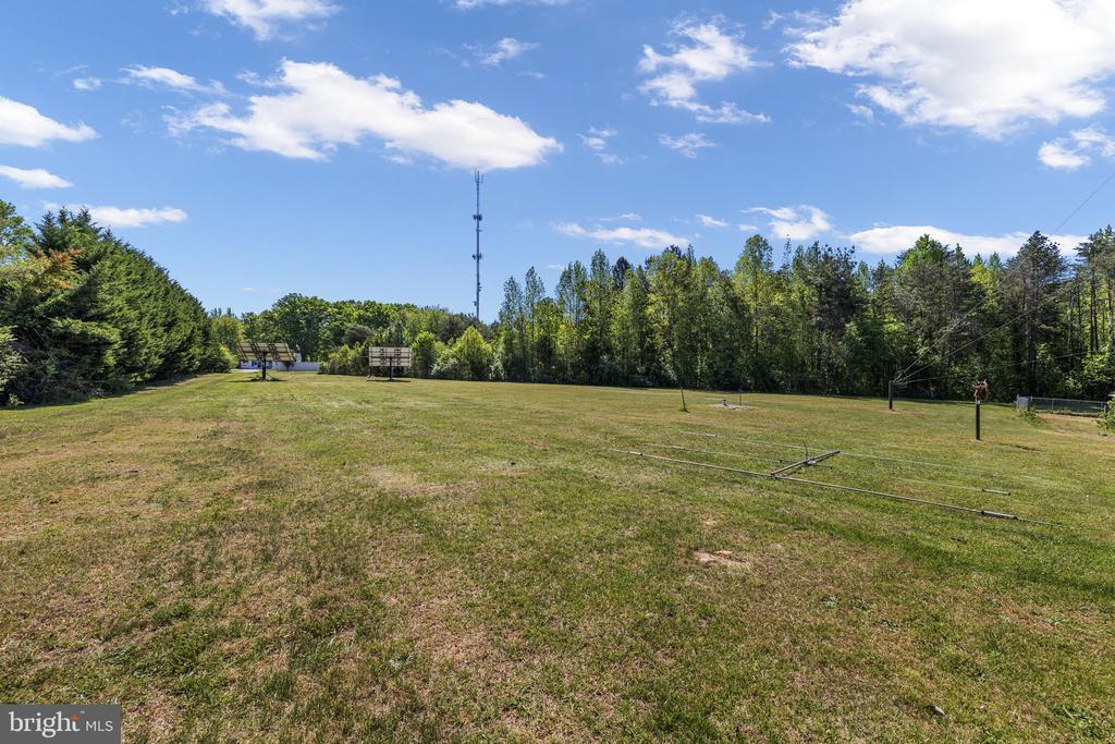 12615 POST OAK RD, SPOTSYLVANIA, Virginia 22551, 3 Bedrooms Bedrooms, ,3 BathroomsBathrooms,Residential,12615 POST OAK RD,VASP2039676 MLS # VASP2039676