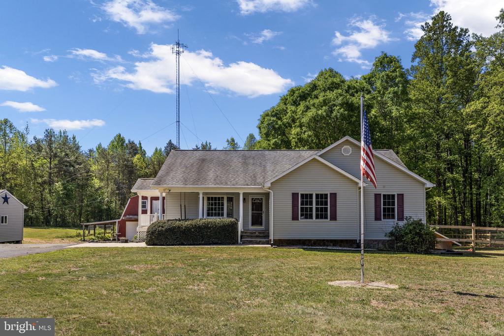 12615 POST OAK RD, SPOTSYLVANIA, Virginia 22551, 3 Bedrooms Bedrooms, ,3 BathroomsBathrooms,Residential,12615 POST OAK RD,VASP2039676 MLS # VASP2039676