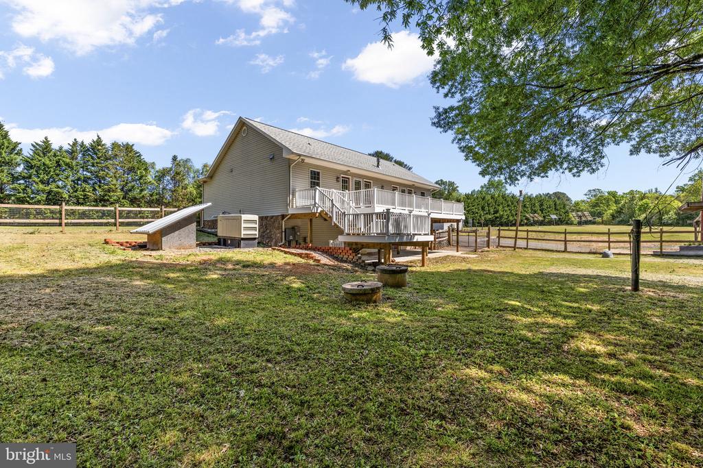 12615 POST OAK RD, SPOTSYLVANIA, Virginia 22551, 3 Bedrooms Bedrooms, ,3 BathroomsBathrooms,Residential,12615 POST OAK RD,VASP2039676 MLS # VASP2039676