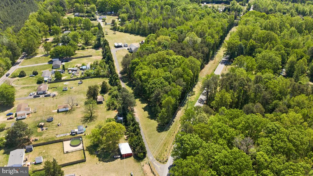 12615 POST OAK RD, SPOTSYLVANIA, Virginia 22551, 3 Bedrooms Bedrooms, ,3 BathroomsBathrooms,Residential,12615 POST OAK RD,VASP2039676 MLS # VASP2039676