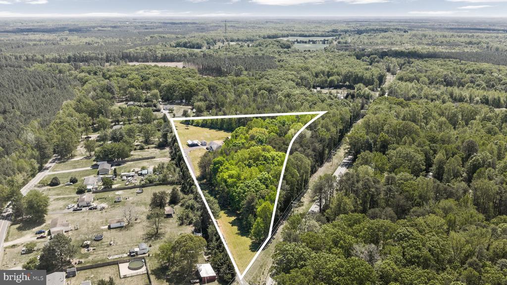 12615 POST OAK RD, SPOTSYLVANIA, Virginia 22551, 3 Bedrooms Bedrooms, ,3 BathroomsBathrooms,Residential,12615 POST OAK RD,VASP2039676 MLS # VASP2039676