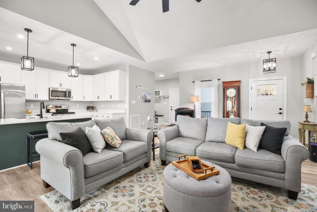 244 SECLUSION SHORES DR, MINERAL, Virginia 23117, 3 Bedrooms Bedrooms, ,2 BathroomsBathrooms,Residential,244 SECLUSION SHORES DR,VALA2009540 MLS # VALA2009540