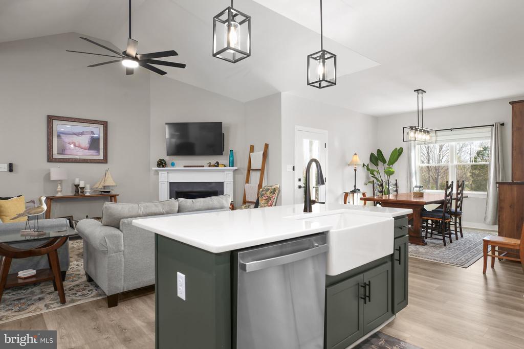 244 SECLUSION SHORES DR, MINERAL, Virginia 23117, 3 Bedrooms Bedrooms, ,2 BathroomsBathrooms,Residential,244 SECLUSION SHORES DR,VALA2009540 MLS # VALA2009540