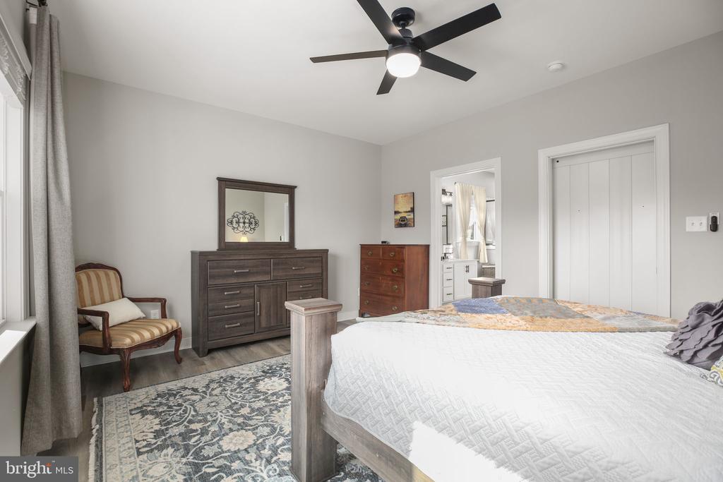 244 SECLUSION SHORES DR, MINERAL, Virginia 23117, 3 Bedrooms Bedrooms, ,2 BathroomsBathrooms,Residential,244 SECLUSION SHORES DR,VALA2009540 MLS # VALA2009540