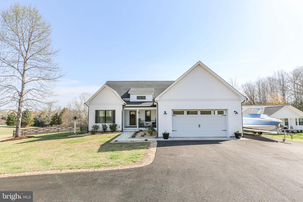 244 SECLUSION SHORES DR, MINERAL, Virginia 23117, 3 Bedrooms Bedrooms, ,2 BathroomsBathrooms,Residential,244 SECLUSION SHORES DR,VALA2009540 MLS # VALA2009540