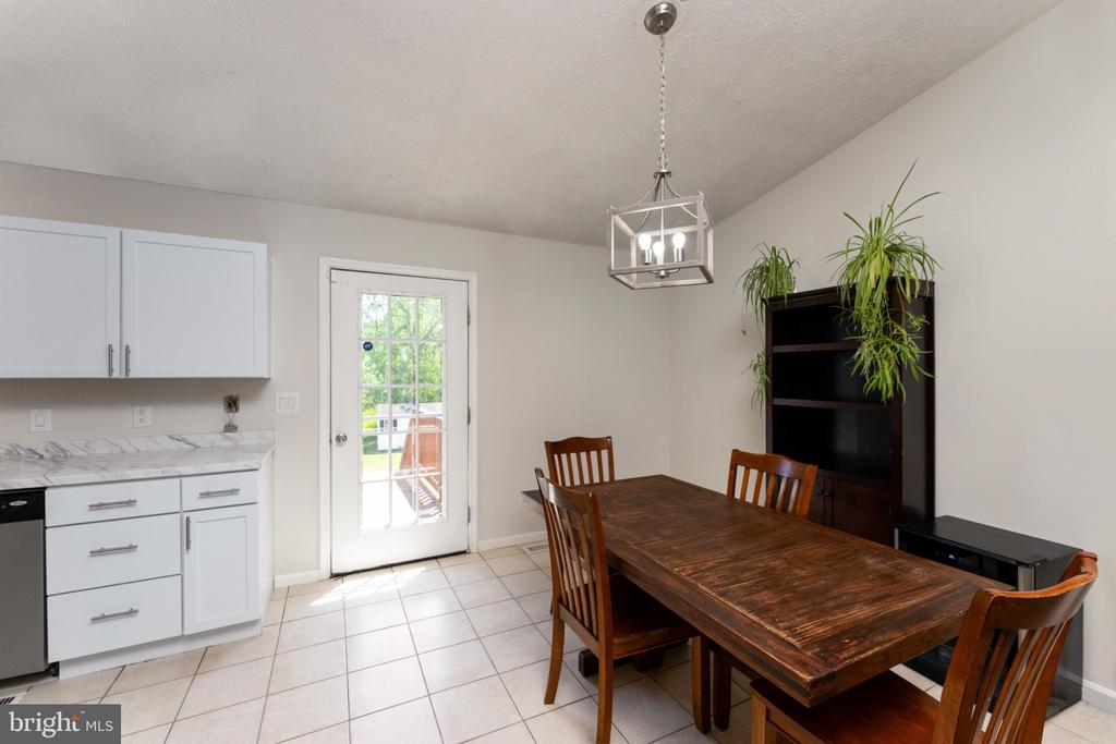 10844 BLAKE LN, BEALETON, Virginia 22712, 5 Bedrooms Bedrooms, ,3 BathroomsBathrooms,Residential,10844 BLAKE LN,VAFQ2021528 MLS # VAFQ2021528