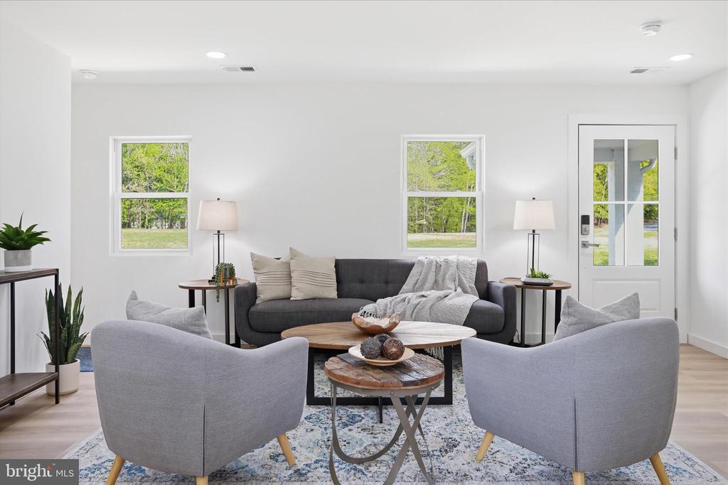 2502 HOLLY SPRINGS, AMISSVILLE, Virginia 20106, 4 Bedrooms Bedrooms, ,3 BathroomsBathrooms,Residential,2502 HOLLY SPRINGS,VACU2013304 MLS # VACU2013304