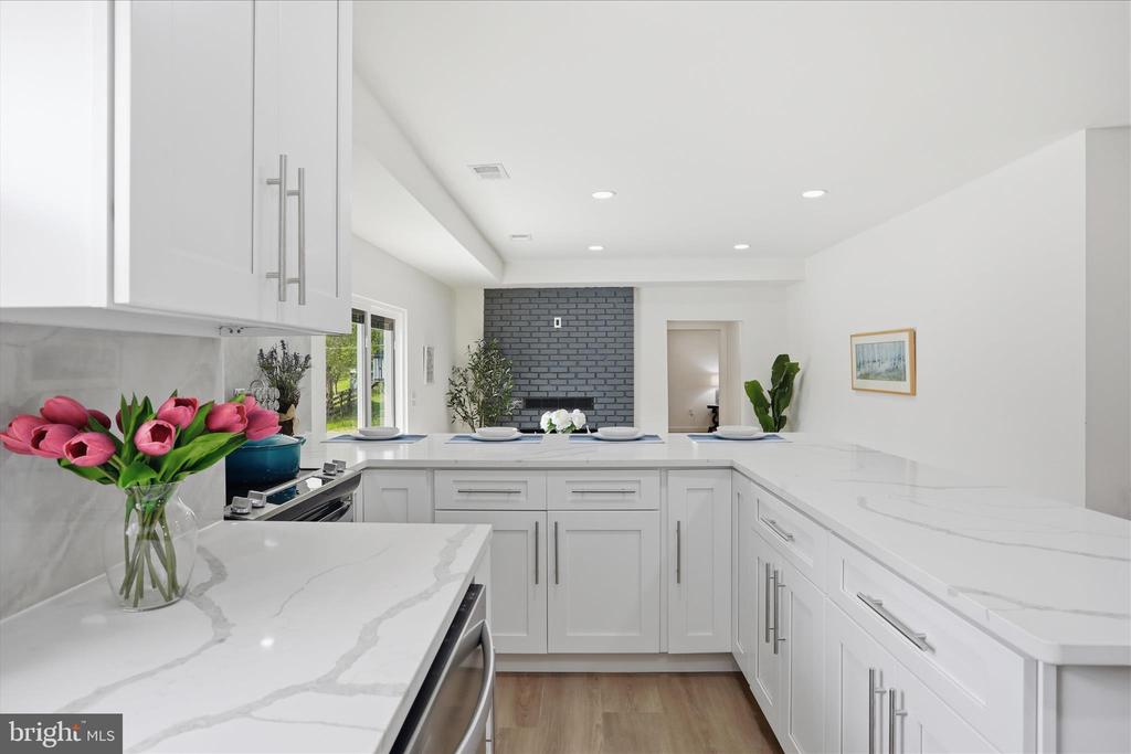 2502 HOLLY SPRINGS, AMISSVILLE, Virginia 20106, 4 Bedrooms Bedrooms, ,3 BathroomsBathrooms,Residential,2502 HOLLY SPRINGS,VACU2013304 MLS # VACU2013304