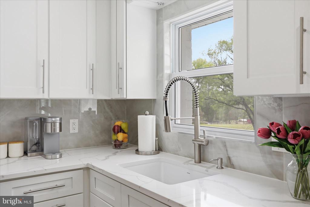 2502 HOLLY SPRINGS, AMISSVILLE, Virginia 20106, 4 Bedrooms Bedrooms, ,3 BathroomsBathrooms,Residential,2502 HOLLY SPRINGS,VACU2013304 MLS # VACU2013304