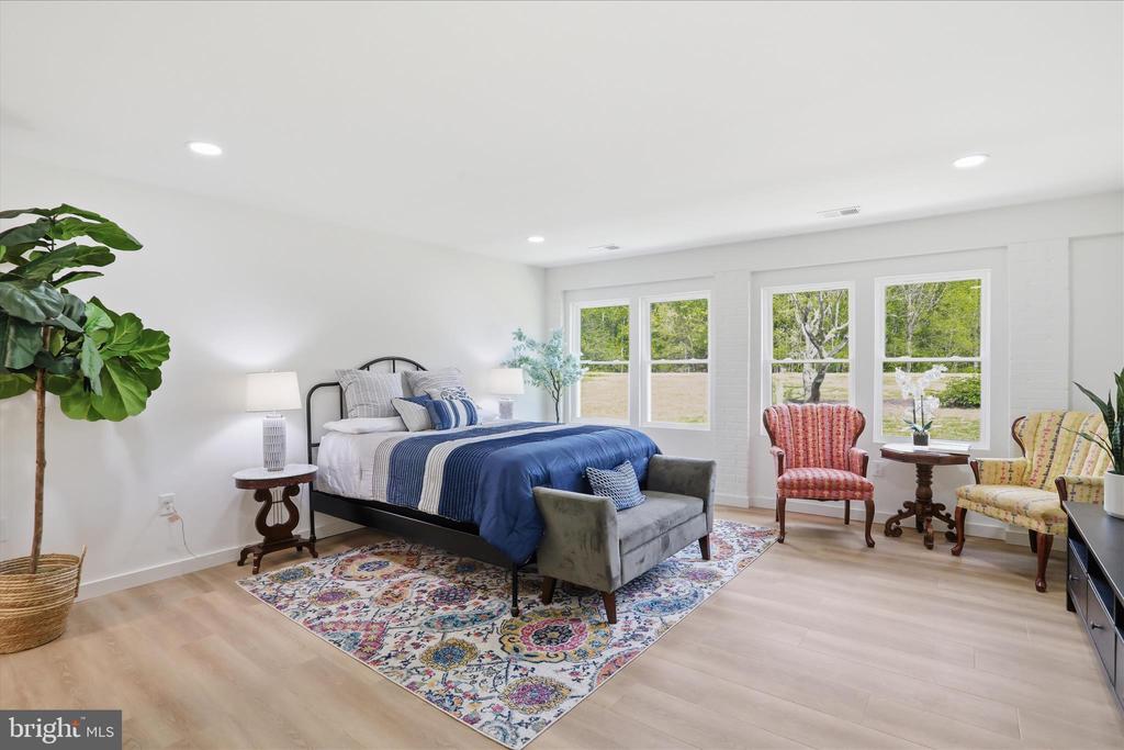 2502 HOLLY SPRINGS, AMISSVILLE, Virginia 20106, 4 Bedrooms Bedrooms, ,3 BathroomsBathrooms,Residential,2502 HOLLY SPRINGS,VACU2013304 MLS # VACU2013304