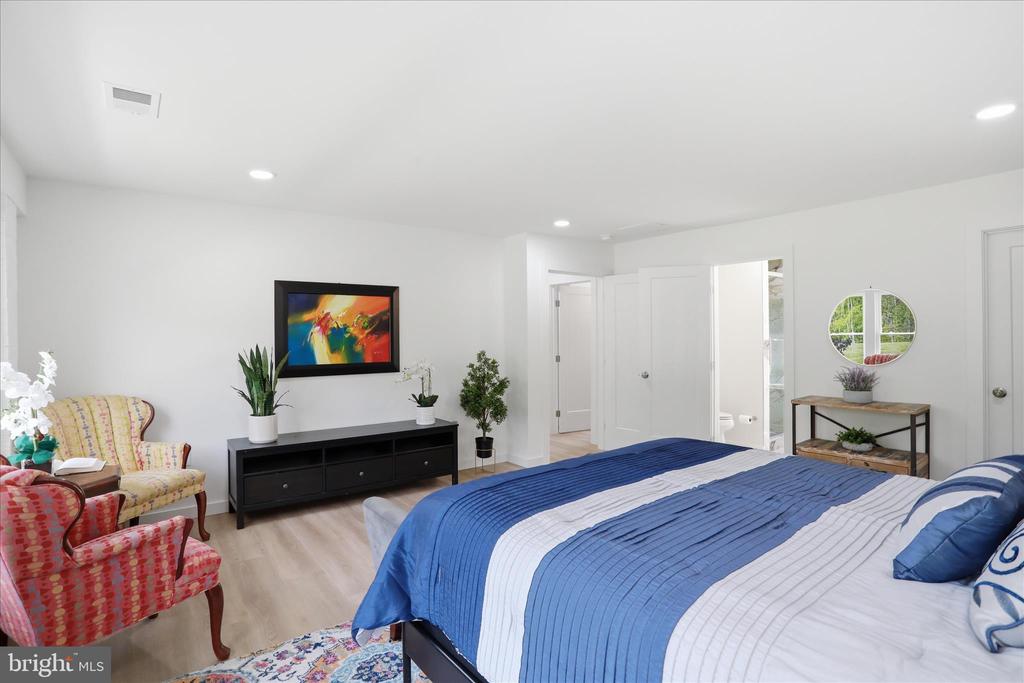 2502 HOLLY SPRINGS, AMISSVILLE, Virginia 20106, 4 Bedrooms Bedrooms, ,3 BathroomsBathrooms,Residential,2502 HOLLY SPRINGS,VACU2013304 MLS # VACU2013304