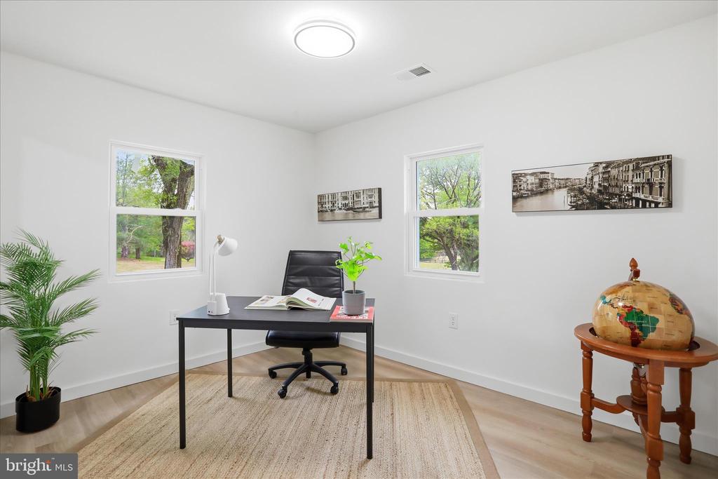 2502 HOLLY SPRINGS, AMISSVILLE, Virginia 20106, 4 Bedrooms Bedrooms, ,3 BathroomsBathrooms,Residential,2502 HOLLY SPRINGS,VACU2013304 MLS # VACU2013304