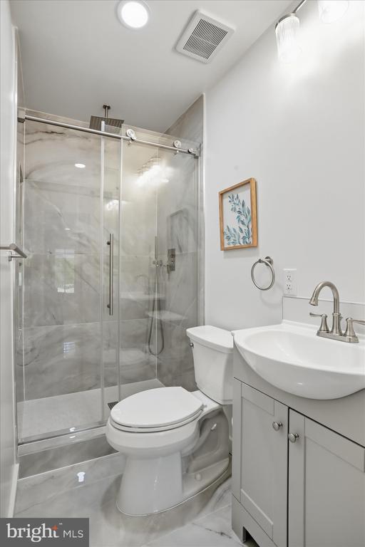 2502 HOLLY SPRINGS, AMISSVILLE, Virginia 20106, 4 Bedrooms Bedrooms, ,3 BathroomsBathrooms,Residential,2502 HOLLY SPRINGS,VACU2013304 MLS # VACU2013304