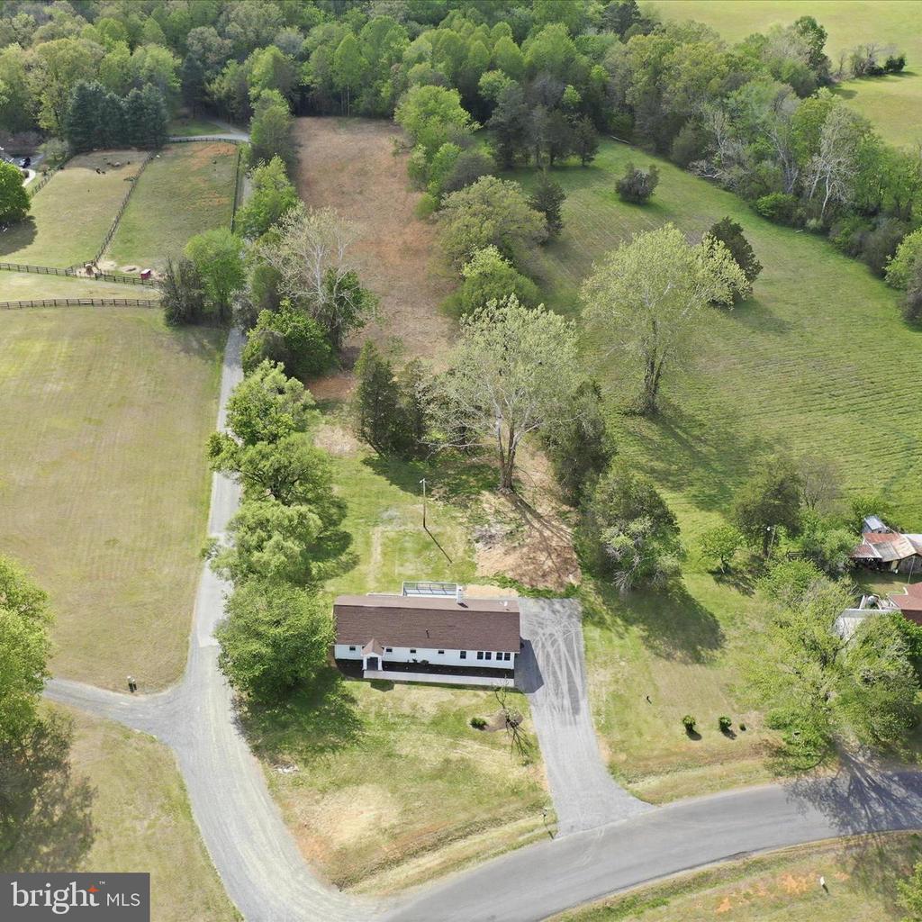 2502 HOLLY SPRINGS, AMISSVILLE, Virginia 20106, 4 Bedrooms Bedrooms, ,3 BathroomsBathrooms,Residential,2502 HOLLY SPRINGS,VACU2013304 MLS # VACU2013304