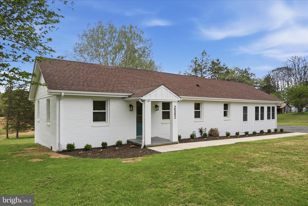 2502 HOLLY SPRINGS, AMISSVILLE, Virginia 20106, 4 Bedrooms Bedrooms, ,3 BathroomsBathrooms,Residential,2502 HOLLY SPRINGS,VACU2013304 MLS # VACU2013304