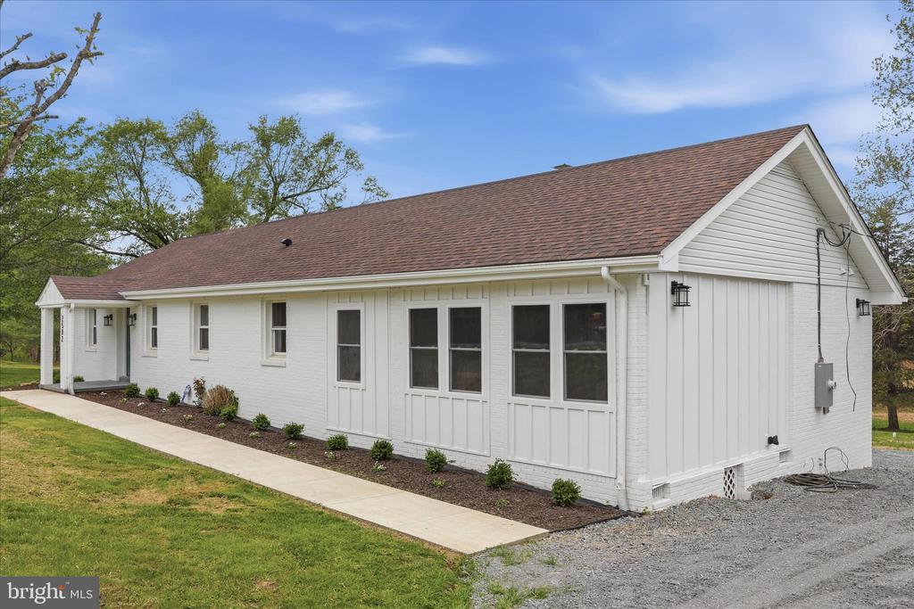 2502 HOLLY SPRINGS, AMISSVILLE, Virginia 20106, 4 Bedrooms Bedrooms, ,3 BathroomsBathrooms,Residential,2502 HOLLY SPRINGS,VACU2013304 MLS # VACU2013304