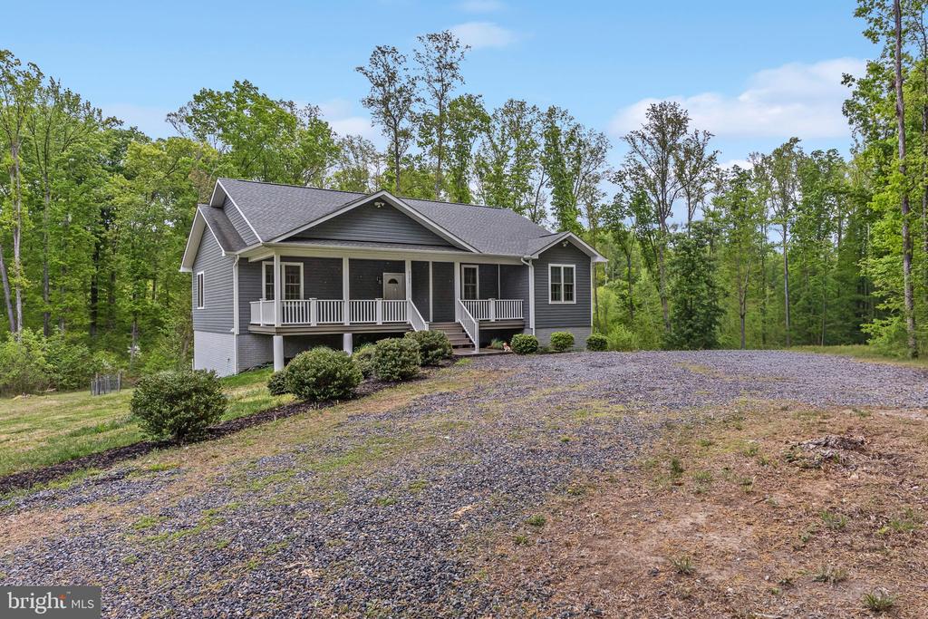 3137 BLOUNT DR, BUMPASS, Virginia 23024, 3 Bedrooms Bedrooms, ,3 BathroomsBathrooms,Residential,3137 BLOUNT DR,VASP2040832 MLS # VASP2040832