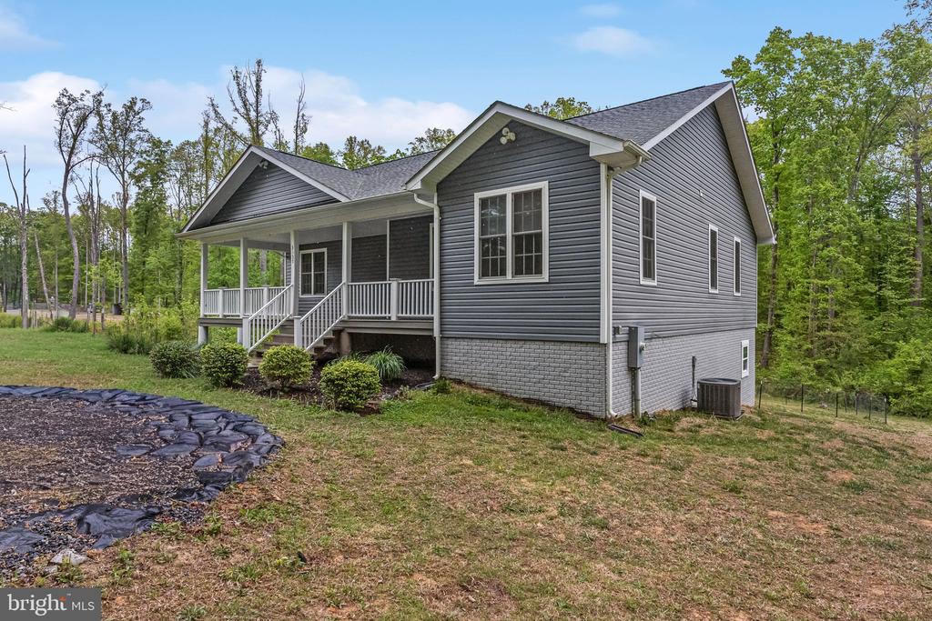 3137 BLOUNT DR, BUMPASS, Virginia 23024, 3 Bedrooms Bedrooms, ,3 BathroomsBathrooms,Residential,3137 BLOUNT DR,VASP2040832 MLS # VASP2040832